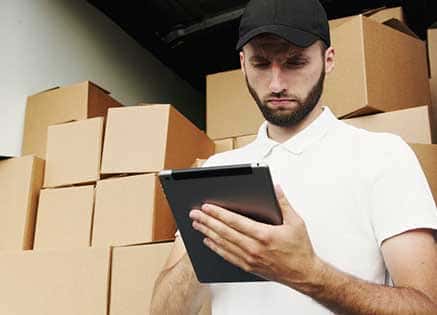 AI-driven Logistics: Transforming Shipping Management for the Digital Age