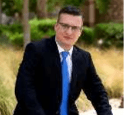 Dr. Marko Selaković