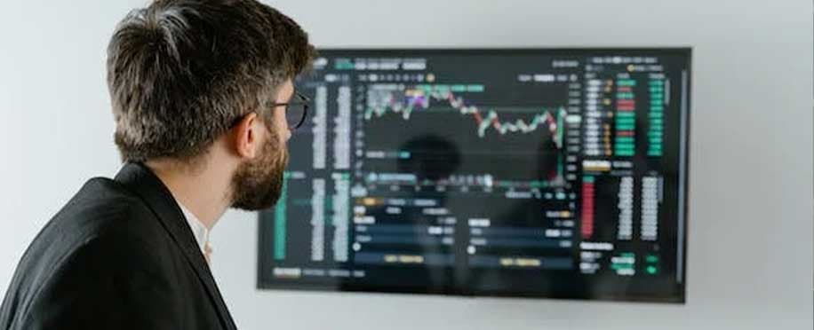 The Benefits of Digital Banking: Why You Should Make the Switch