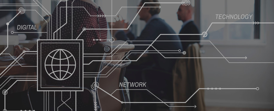 How a Management Information System Aids Business Decisions