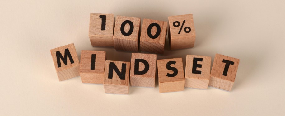 Choosing the Right Administration Courses: What Professionals Should Look For