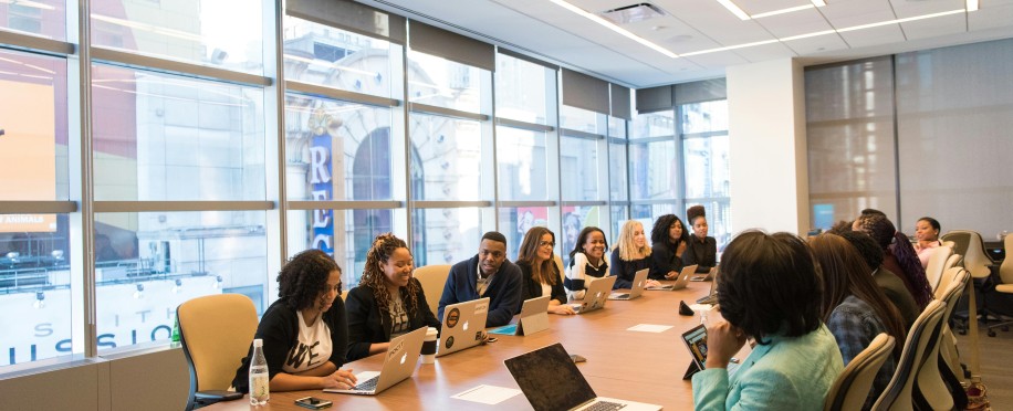 Micromanagement: Leadership or Pure Workplace Toxicity?