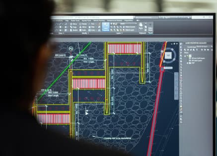 A Guide to the Best Civil Engineering Courses London Offers