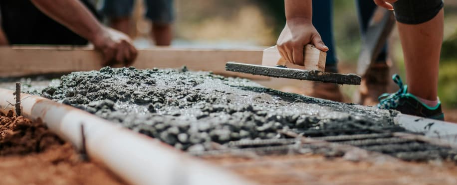 A Guide to the Best Civil Engineering Courses London Offers